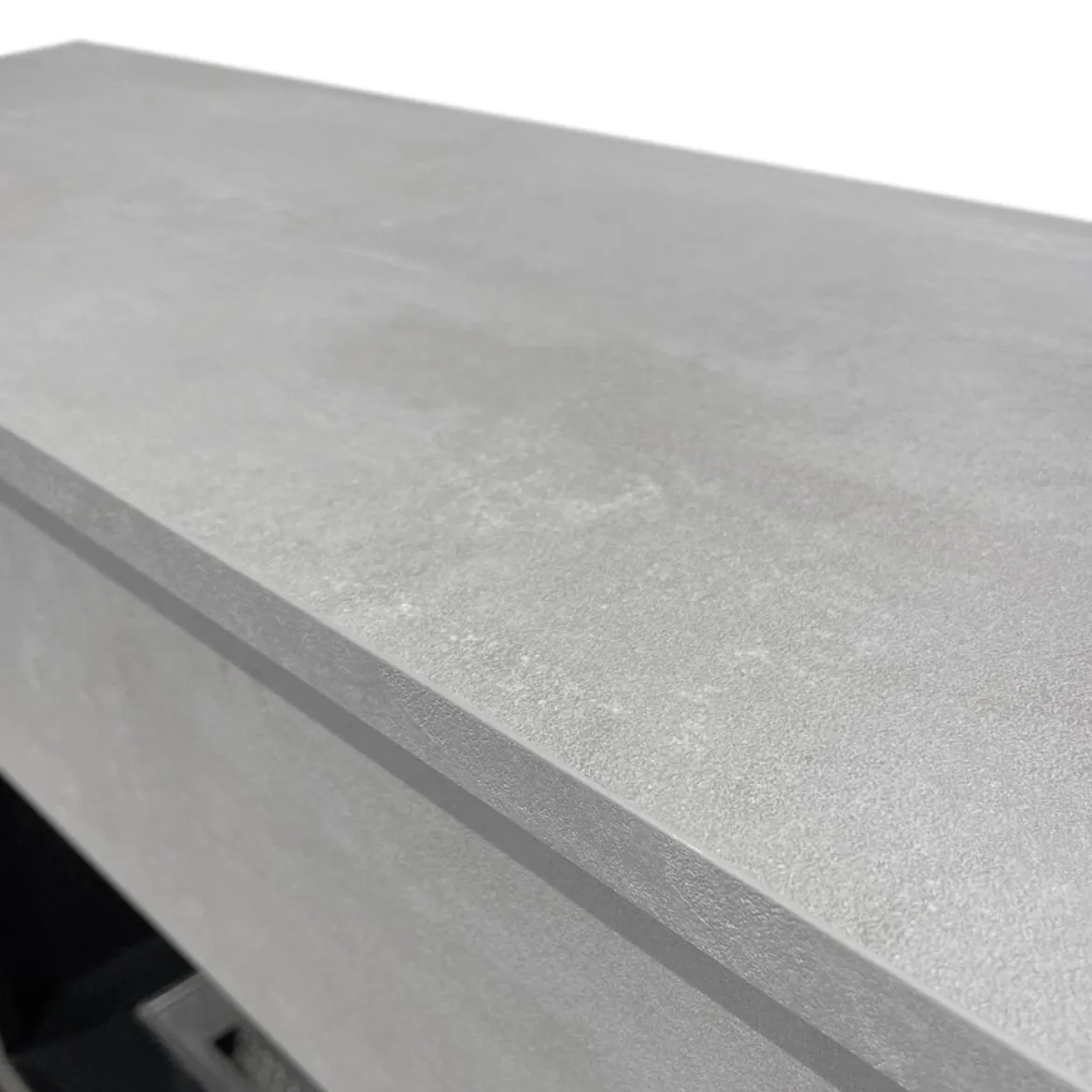 Camino Elettrico Grigio Cemento Superficie Riscaldabile 30 Potenza (kw) 0.9/1.8 96x35x96h cm, Indoor - Sturno