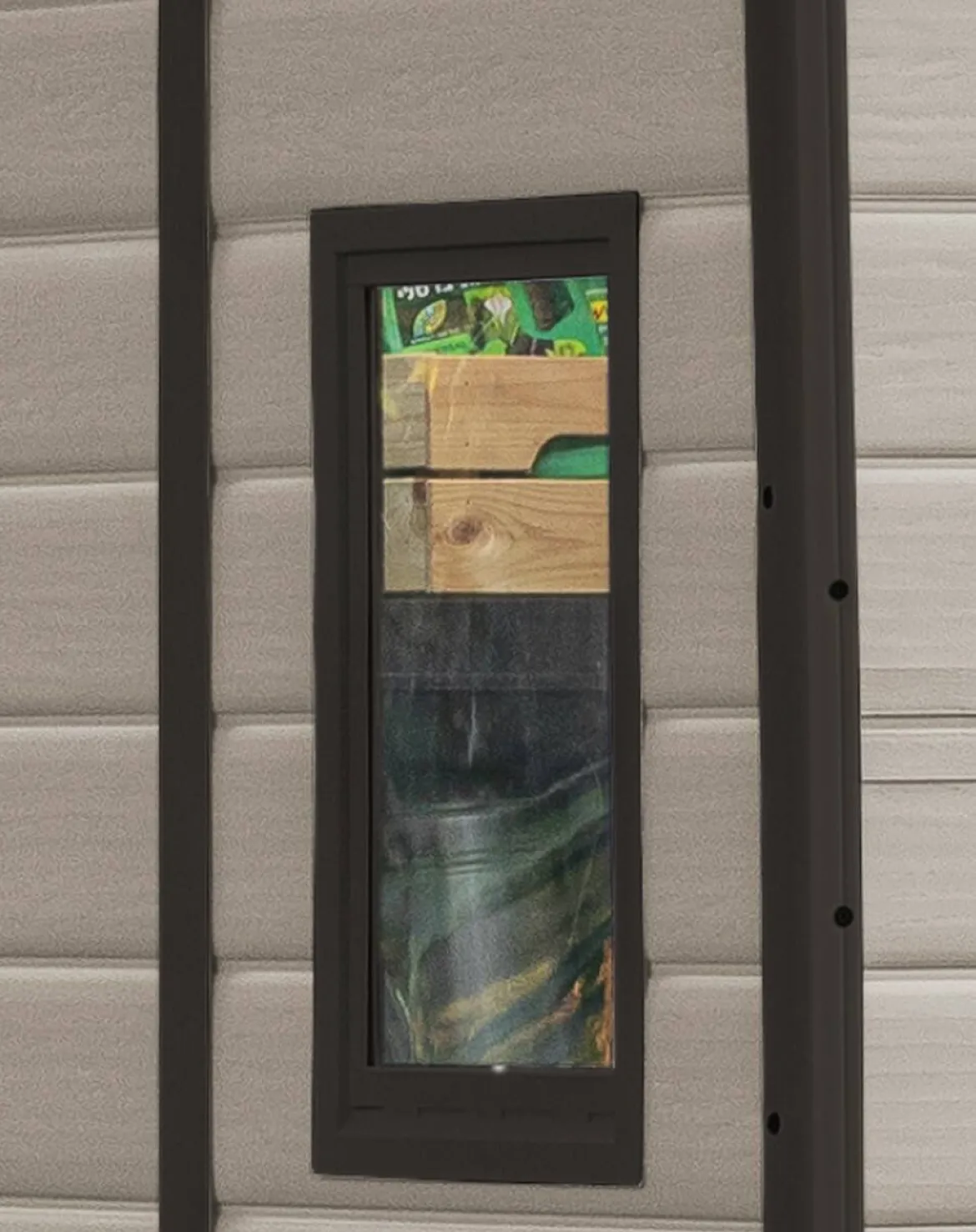 Casetta da Giardino Beige Nero Resistente Agli Agenti Atmosferici Presenza Finestre 185x152x226h cm, Tetto a due Falde - Sheboygan