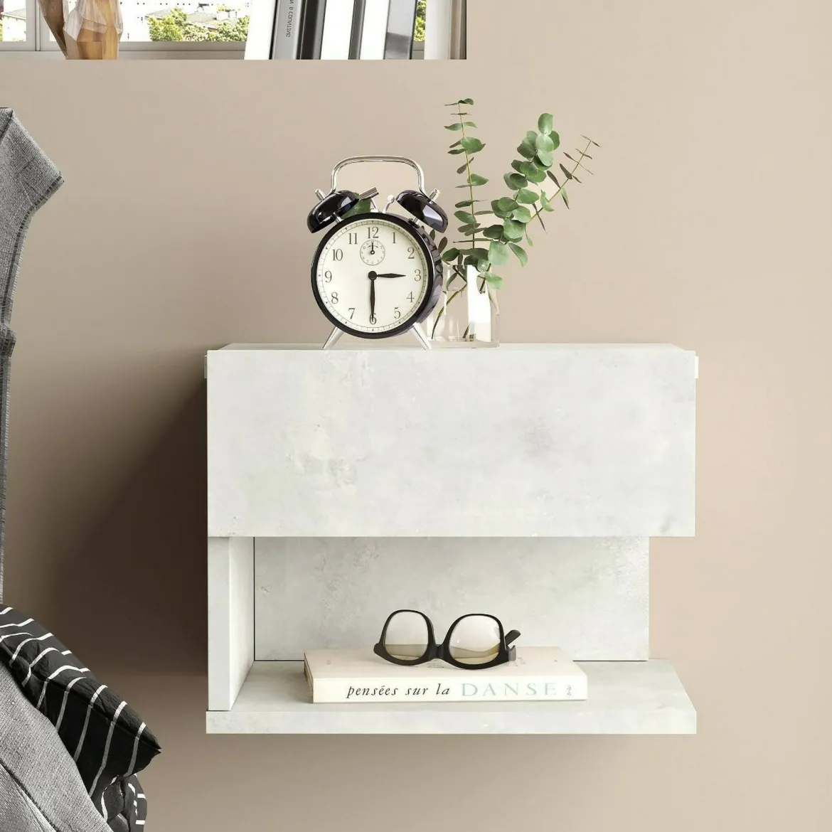 Comodino in legno argento 40x31x35h cm - Lira