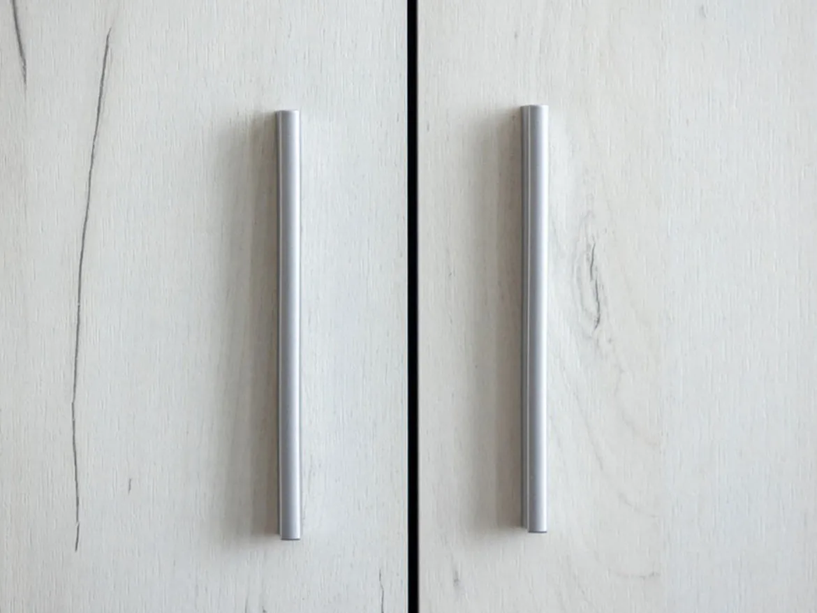 Guardaroba 2 Ante Bianco Larice Marrone Rovere Appendiabiti Cassetti 80x202h cm, un Ripiano - Egna