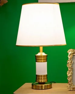 Lampada da tavolo Sinopia, Bianco e Oro, 31x31 h52 cm