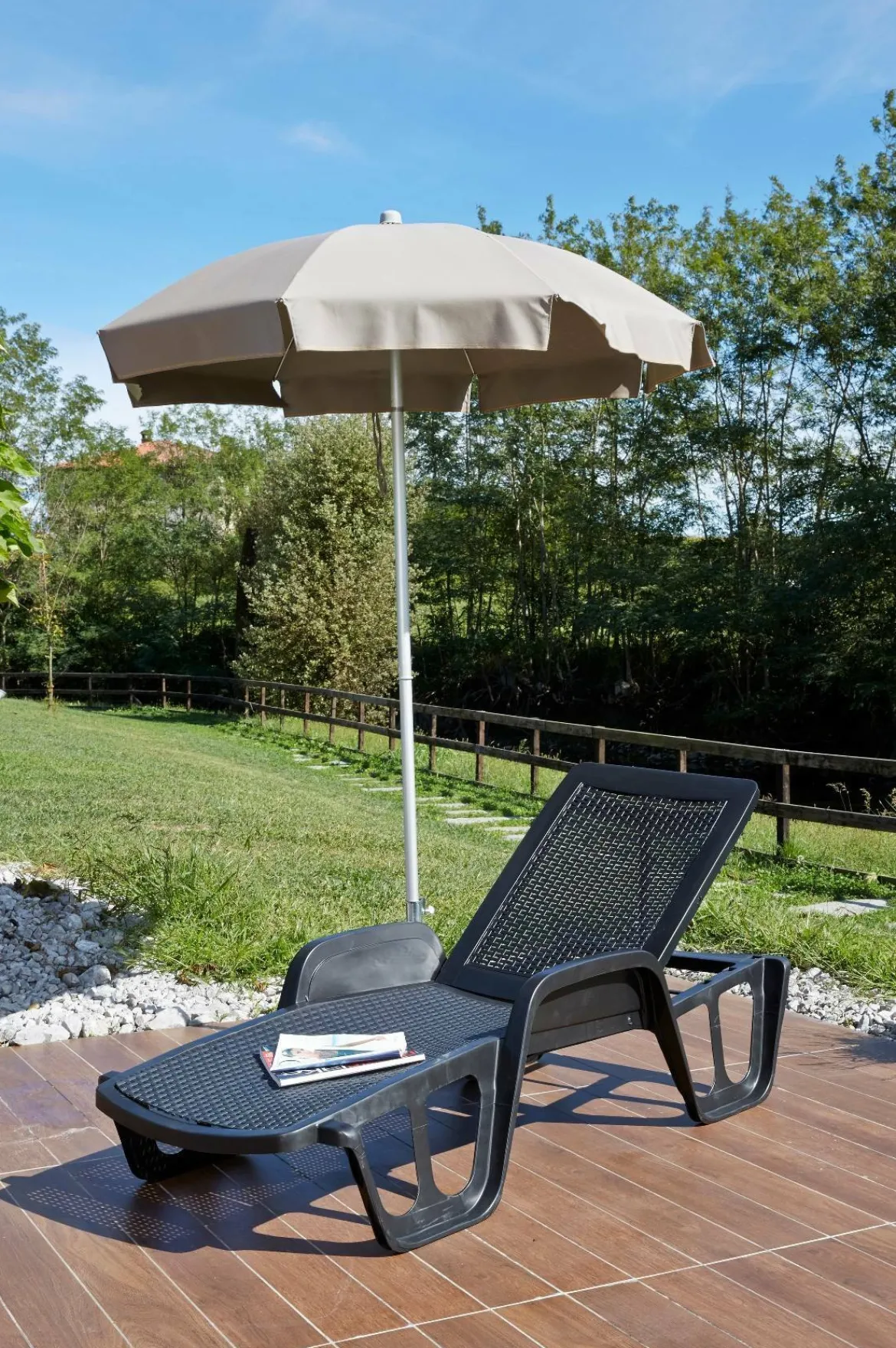Lettino prendisole Alagaesia, 192x71h100 cm, Bianco