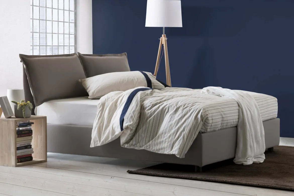 Letto francese in tessuto tortora 155x215cm - Agalo
