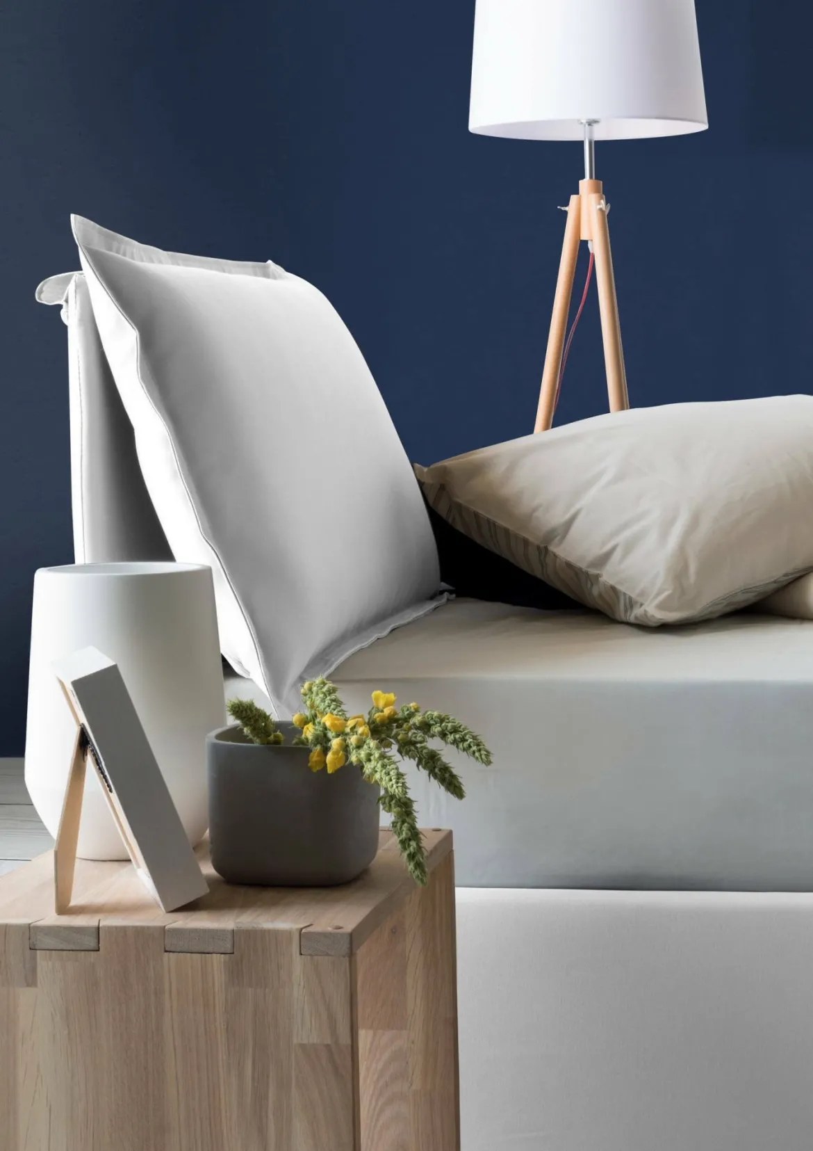 Letto piazza e mezza Asso, adatto per materasso Cm 120x190, Blu