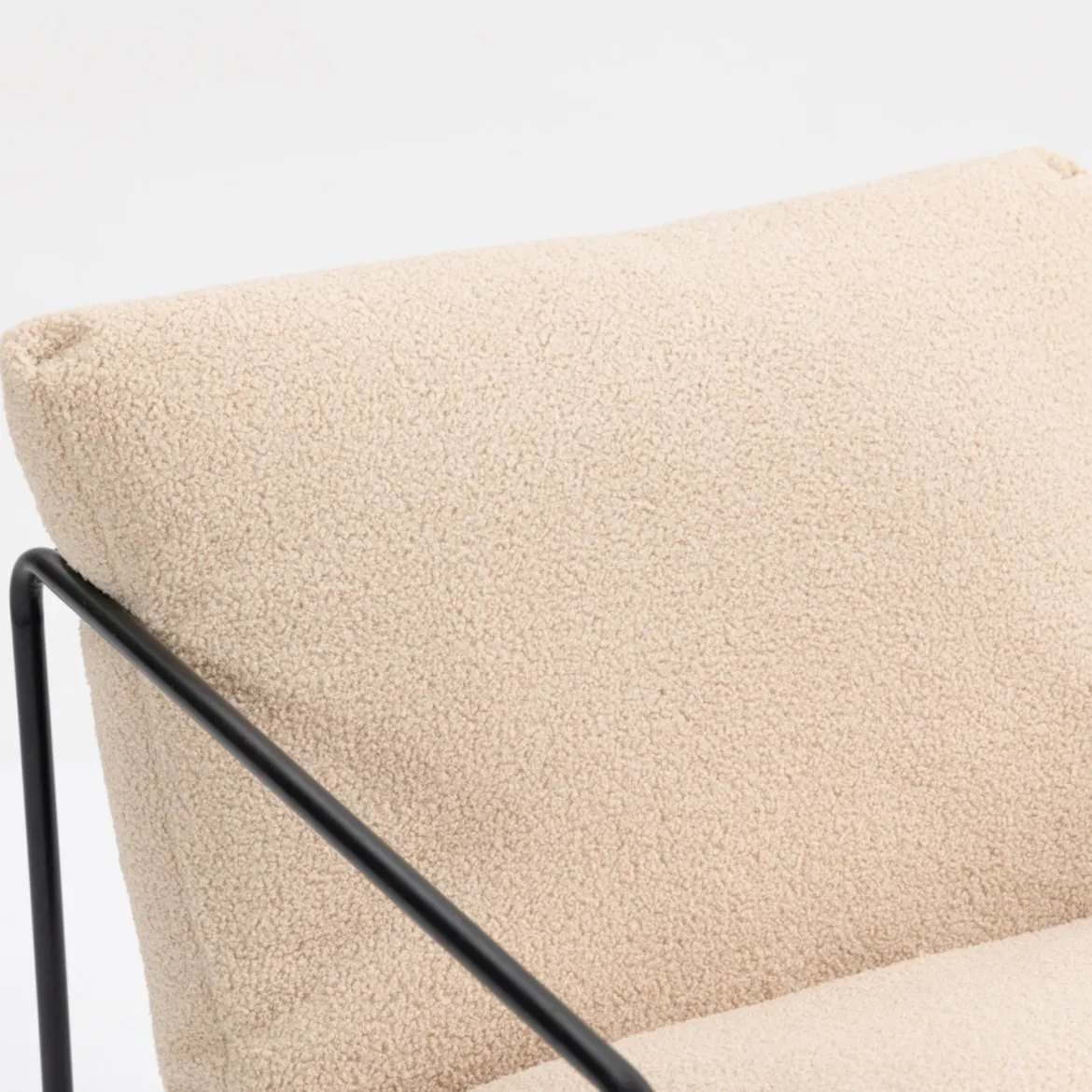 Poltrona Beige Braccioli Peso Supportato 120 kg 61x67x75h cm, Materiale Struttura in Metallo - Appare