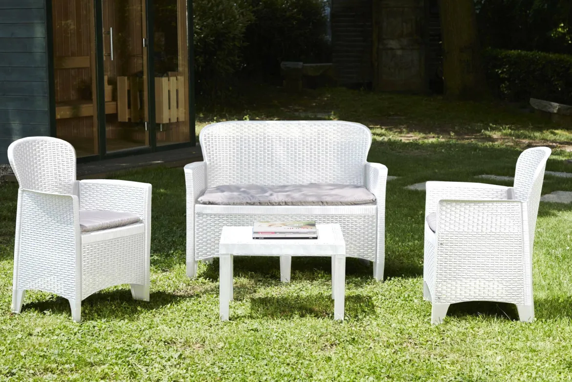 Salotto da giardino 1 divano 2 poltrone e tavolino bianco - Alesandro