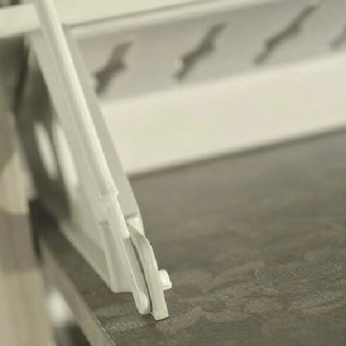 Scarpiera 4 ante rovere 67x147h cm in legno - Adeindein