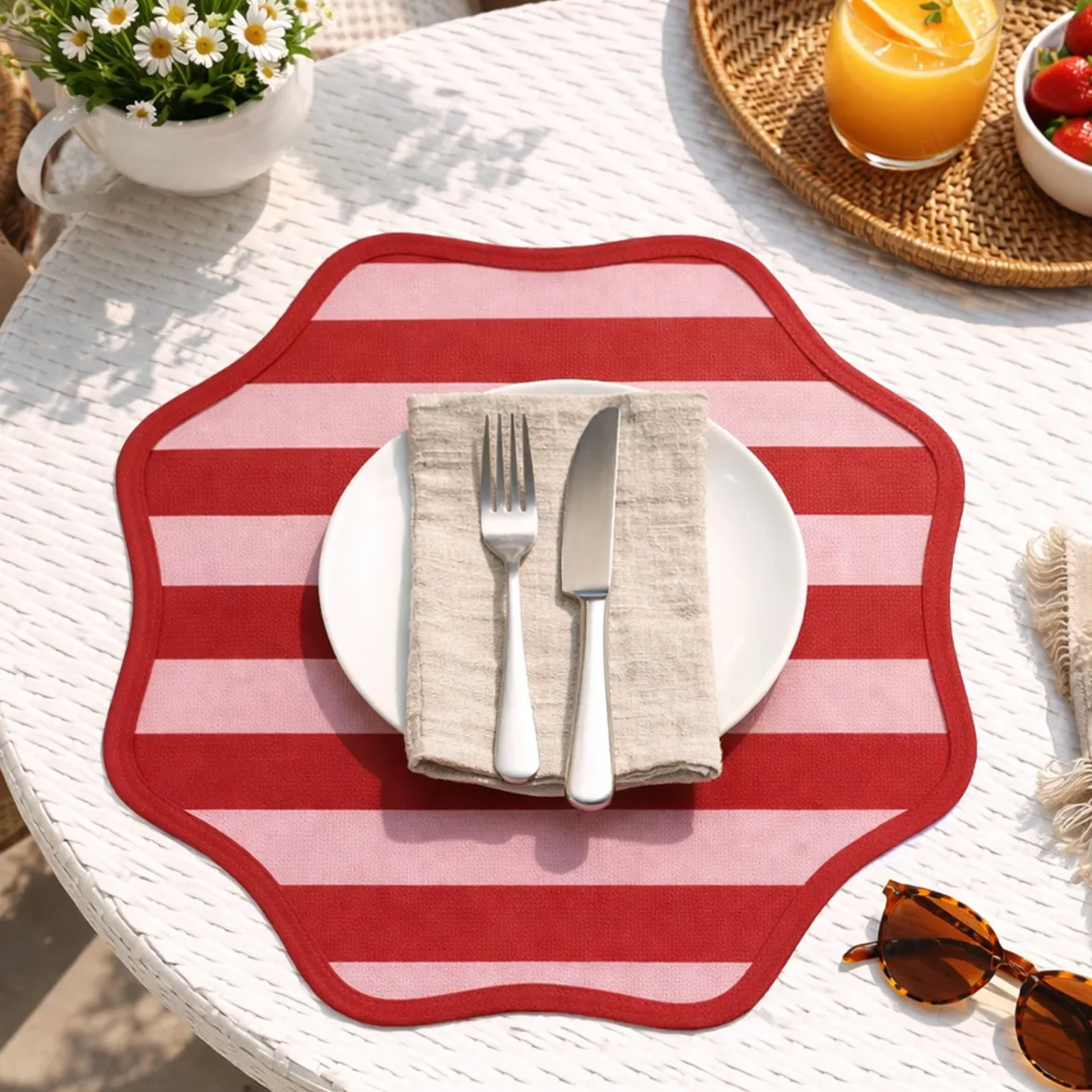 Set 2 Tovagliette/Sottopiatti in Ecopelle Hart, Rosso e Rosa 40x40 cm, Fantasia a righe, Lavabili e Antiscivolo, Indoor/Outdoor, Made in Italy