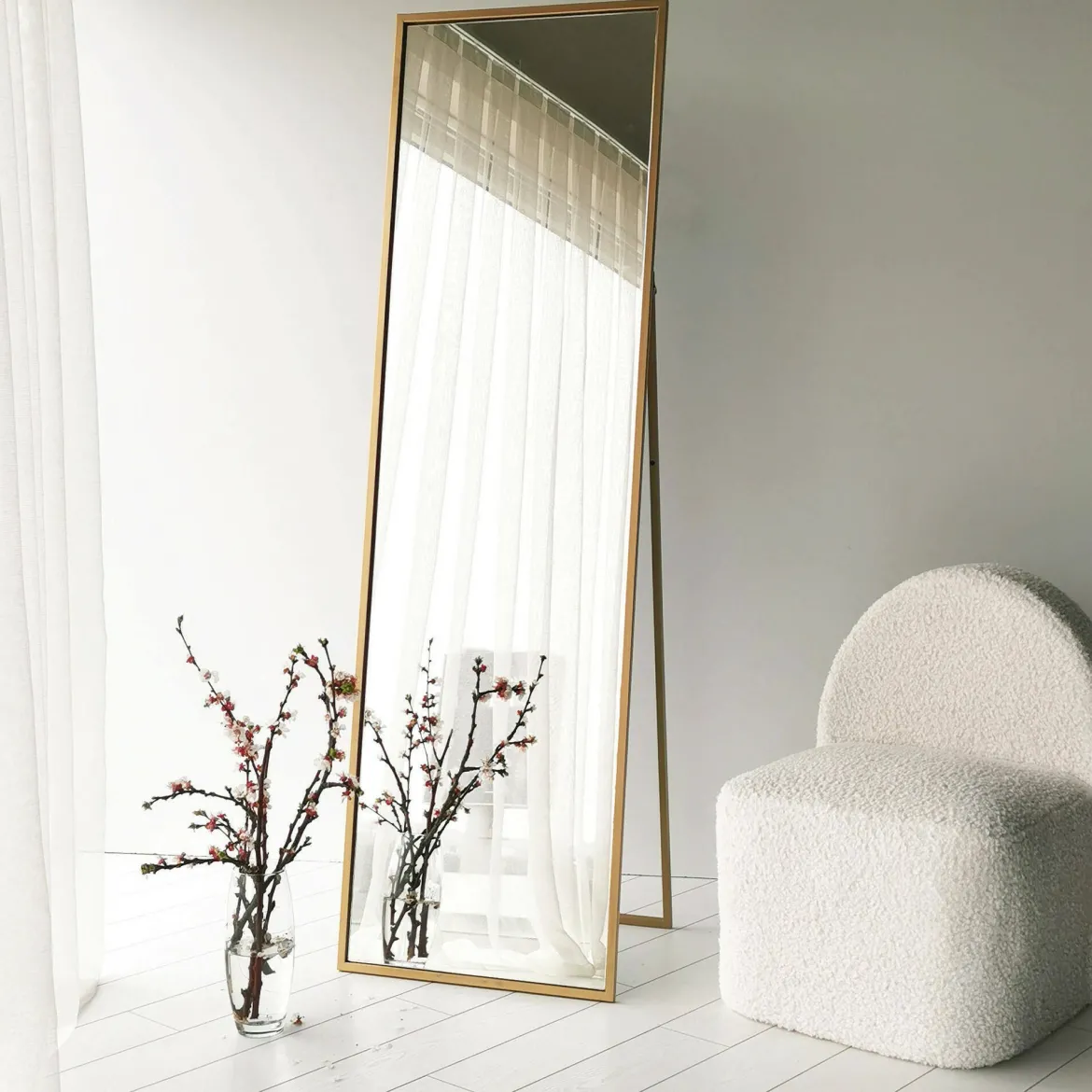 Specchio oro con cavalletto nero 50x170h cm - Ronzone