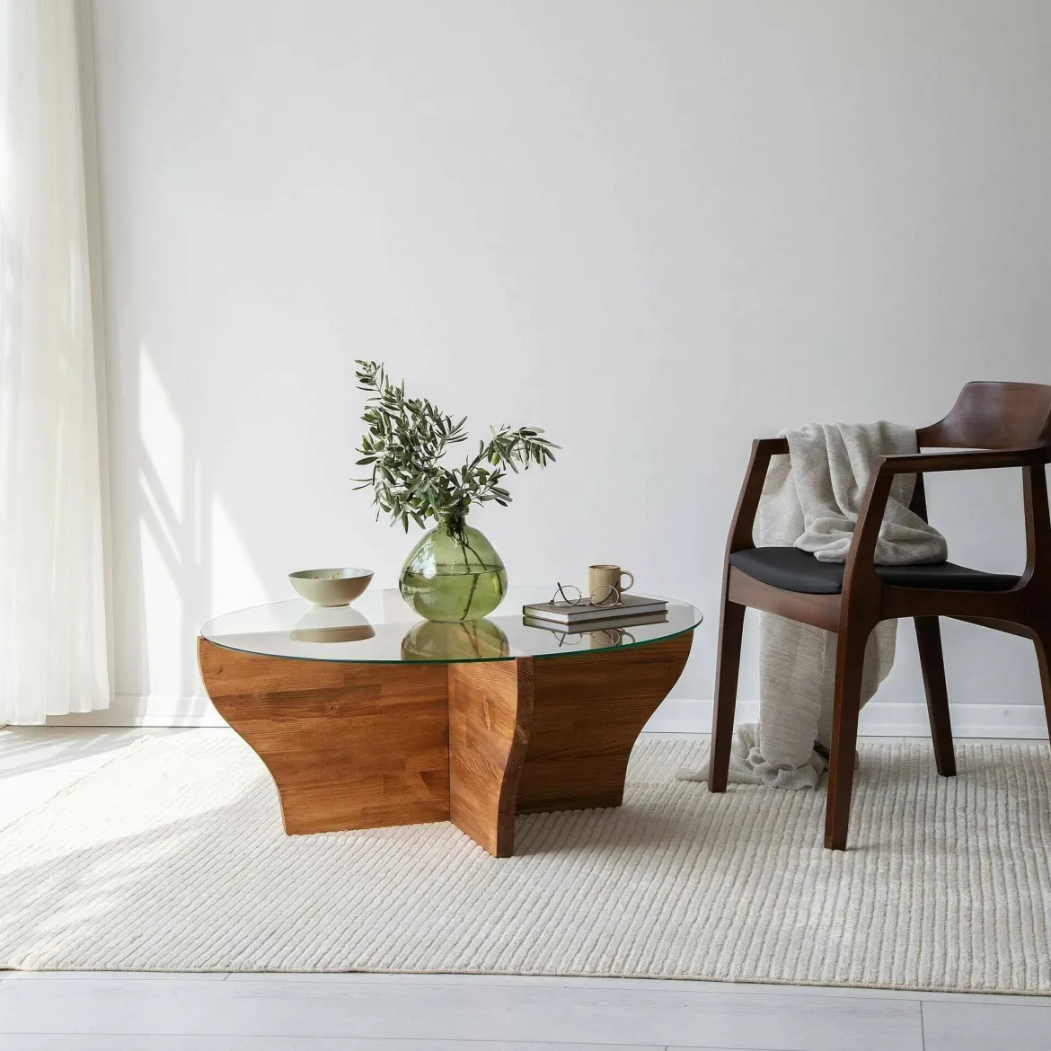 Tavolino da Salotto Marrone Quercia un Vano Forma Circolare 45x47x45h cm, Materiale Piano in Legno Nobilitato