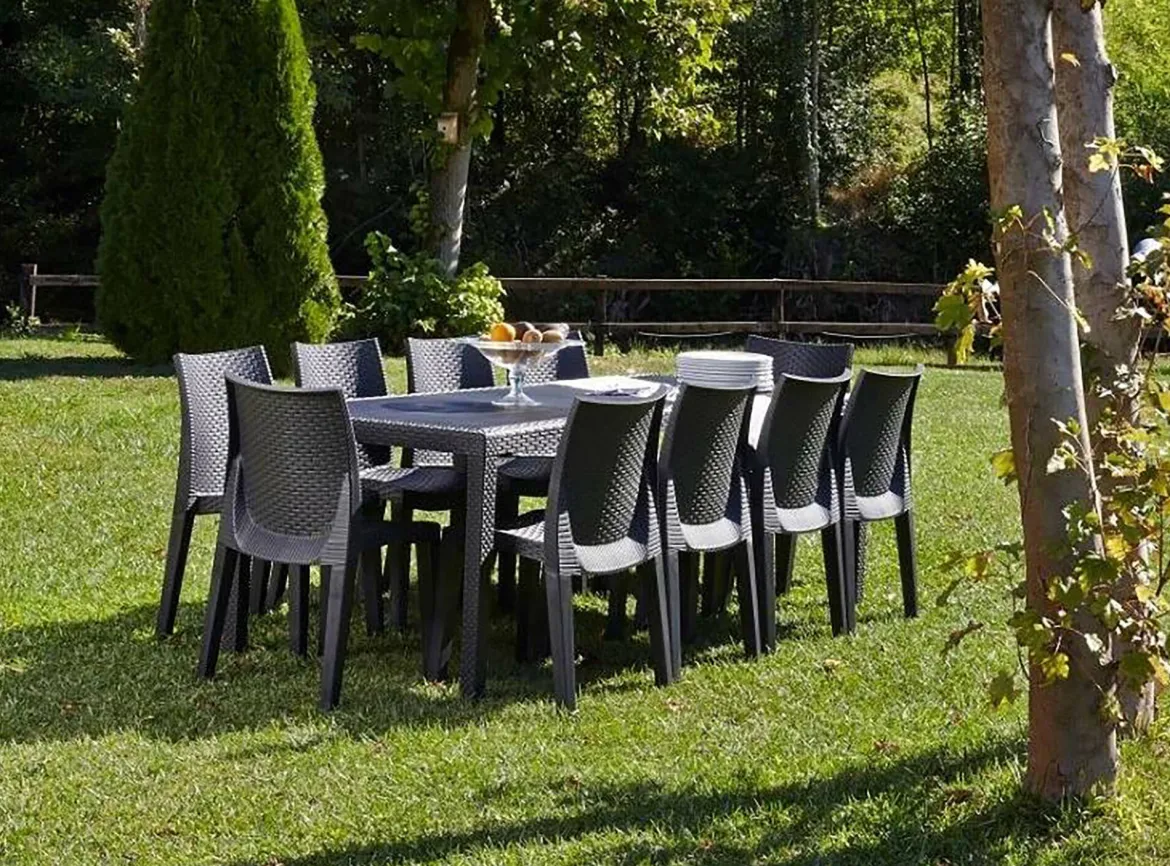 Tavolo da giardino allungabile 8-10 posti 150/220x90cm effetto rattan antracite - Abbaviva