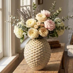 Vaso Beige oro Finitura Geometrica a Rilievo Colore Struttura oro, Diametro 7 cm - Faso